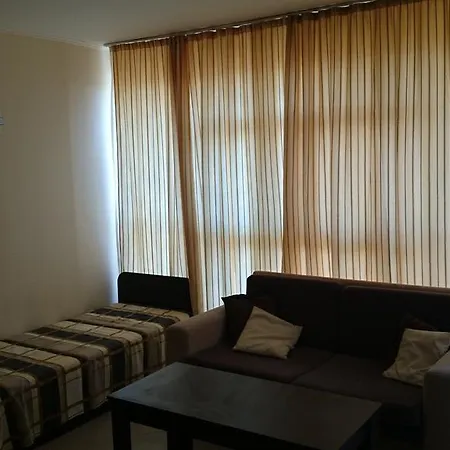 Debora Apartamento Golden Sands